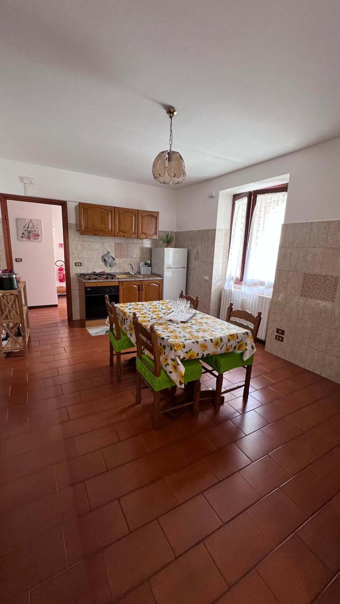 Casa Caterina 2 Storey House, With A Mountain View Тосколано Мадерно Екстериор снимка